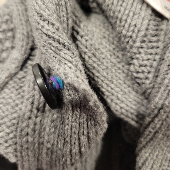 Hanna andersson kids size 5 unisex grey wool blend cable knit sweater flaw - Picture 5 of 7